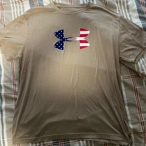 Men’s XL Loose Fit Under Armour Short Sleeve Graphic Tee Shirt